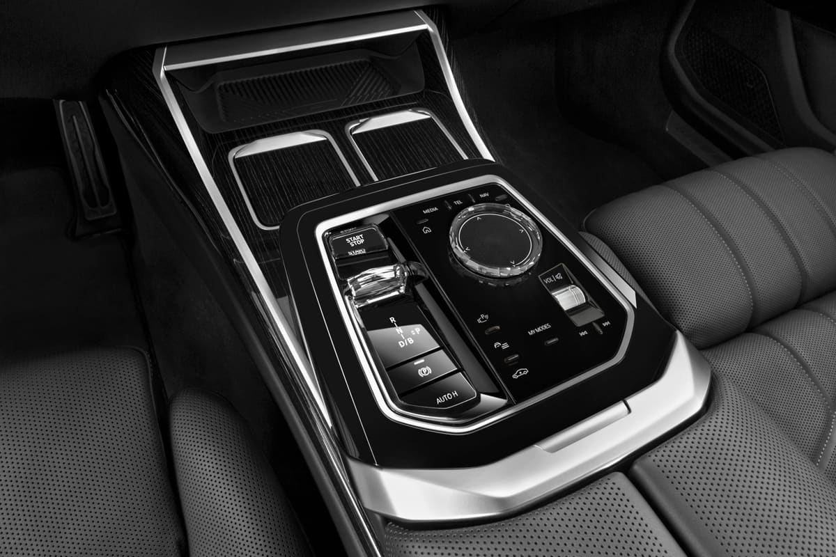 Schaltknüppel eines BMW i7