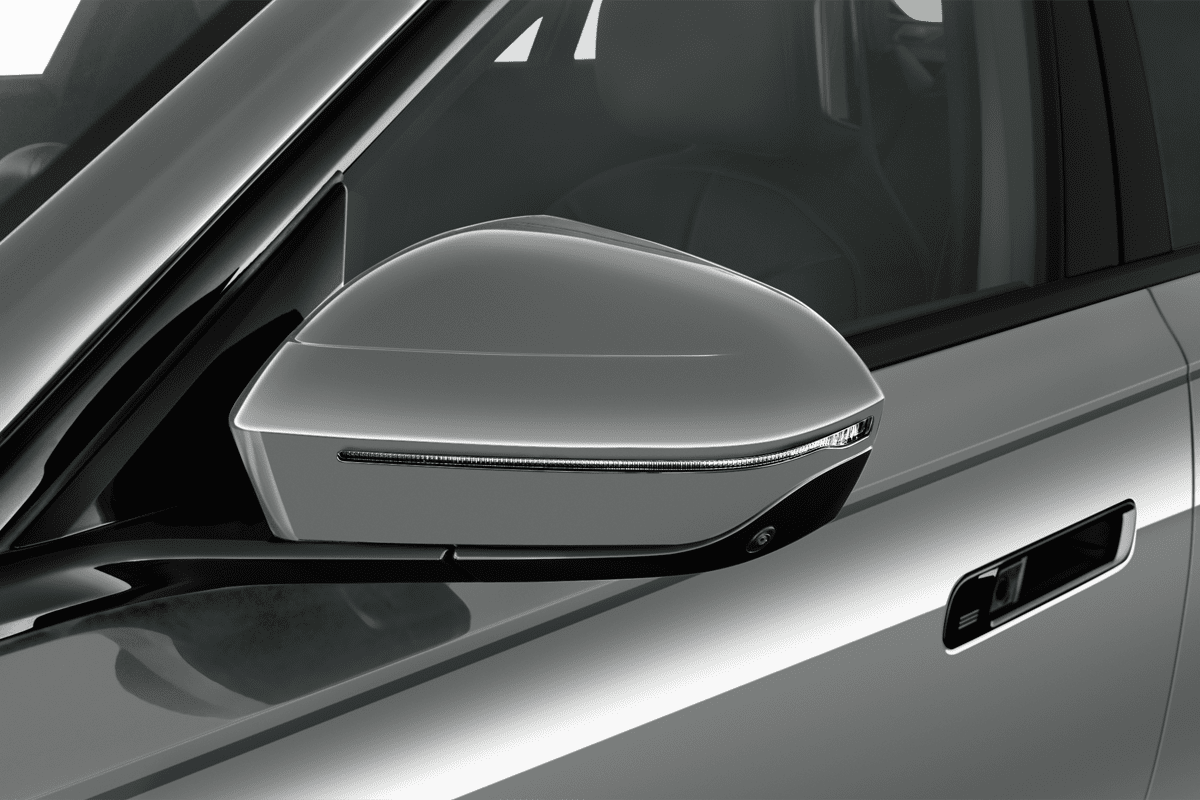 Rückspiegel eines BMW i7