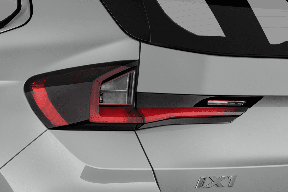 Heckleuchten eines BMW iX1