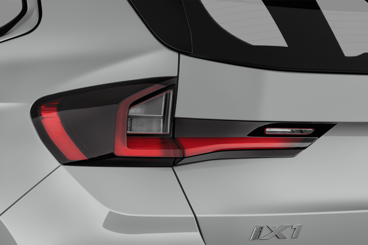 Heckleuchten eines BMW iX1