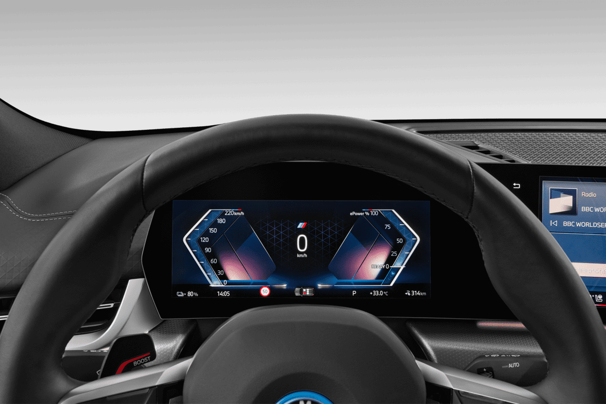 Kombiinstrument eines BMW iX2