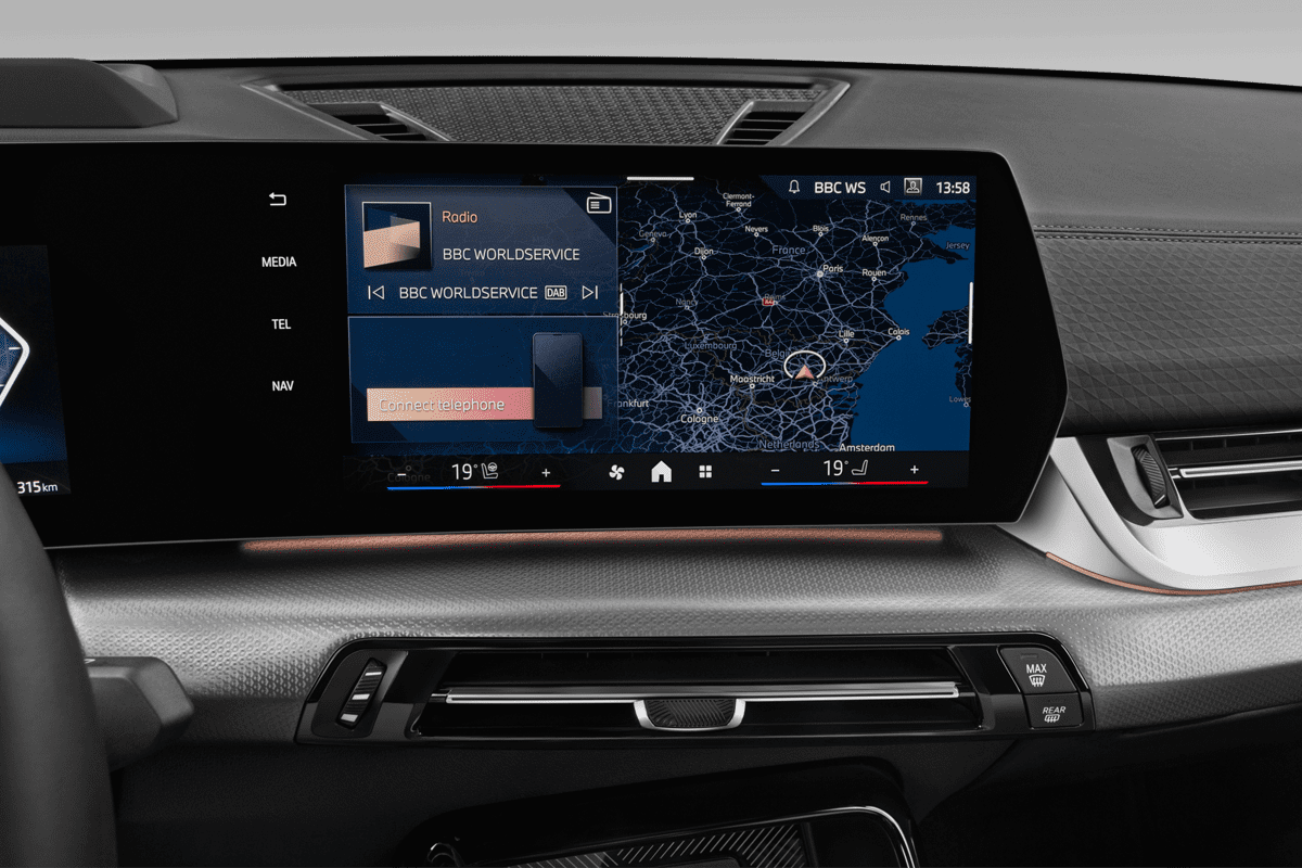 Mittelkonsole eines BMW iX2