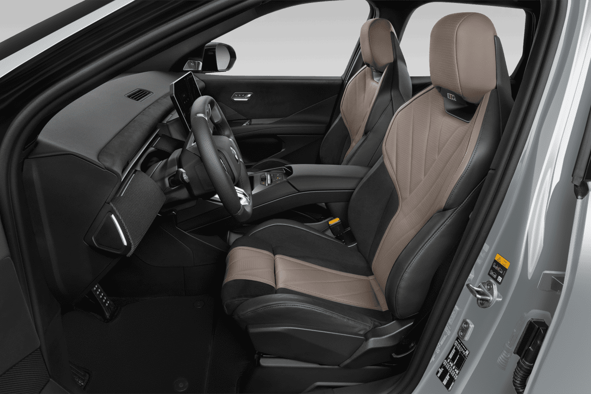 Vordersitze eines BMW iX3 (neues Modell)