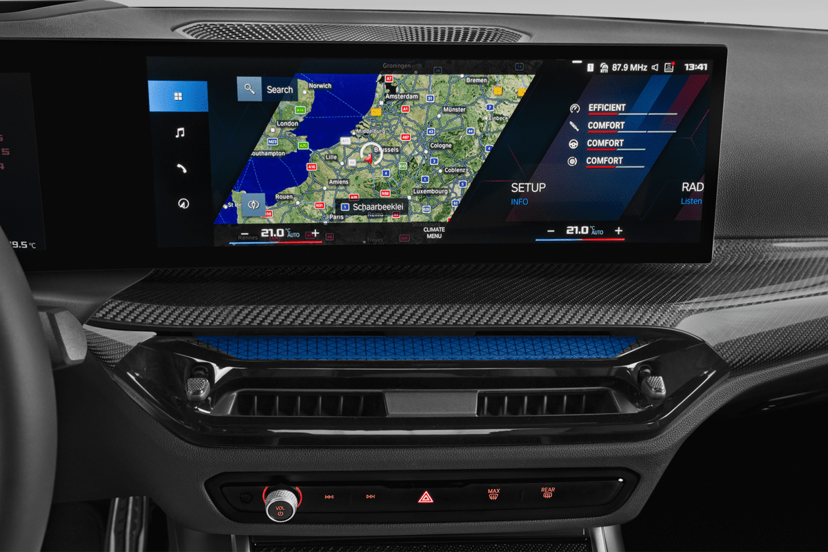 Mittelkonsole eines BMW M2 Coupé 