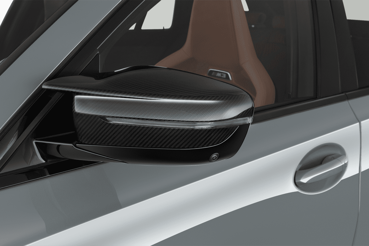 Rückspiegel eines BMW M3 Touring