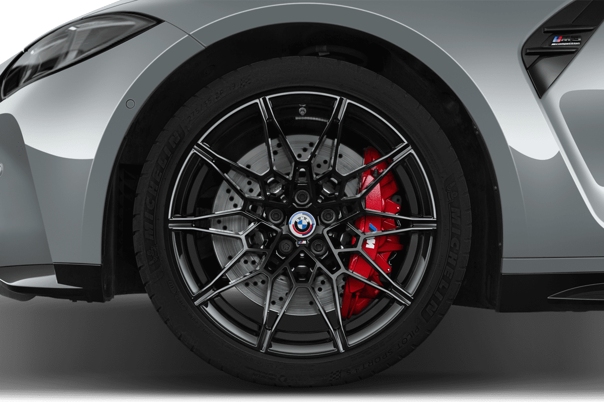 Radkappe oder Felge eines BMW M3 Touring