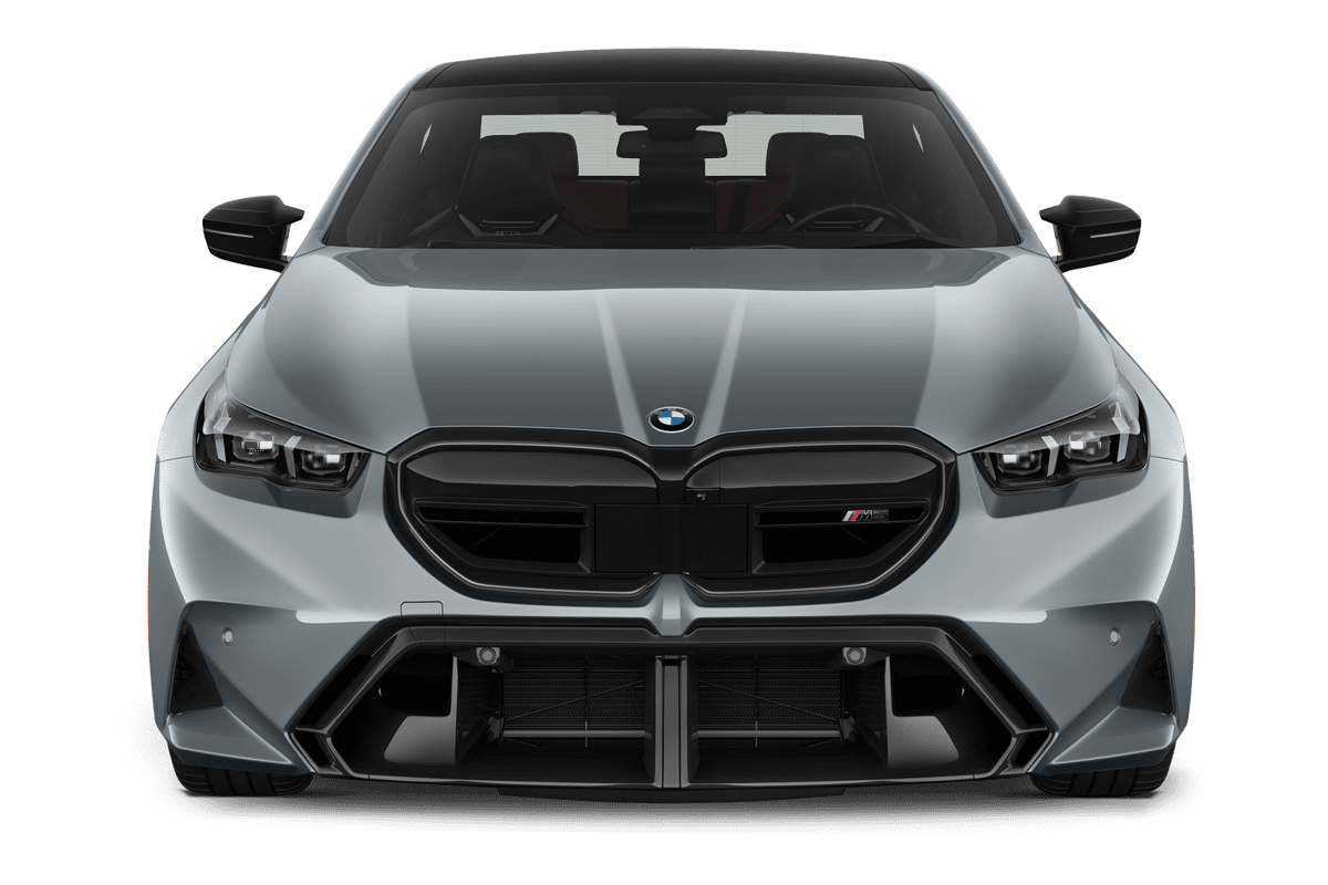Frontansicht eines BMW M5, freigestellt