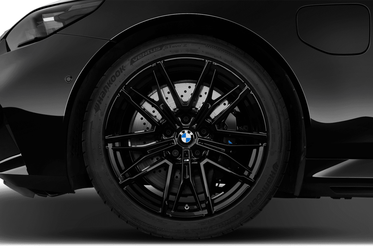 Radkappe oder Felge eines BMW M5 Touring