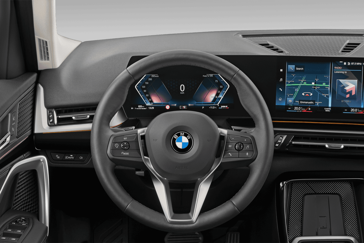 Lenkrad eines BMW X1 (KI-generiert)
