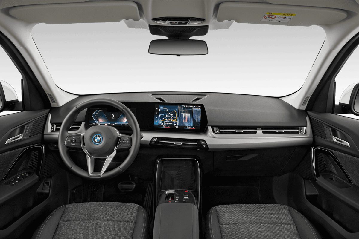 Armaturenbrett eines BMW X1 Plug-in-Hybrid