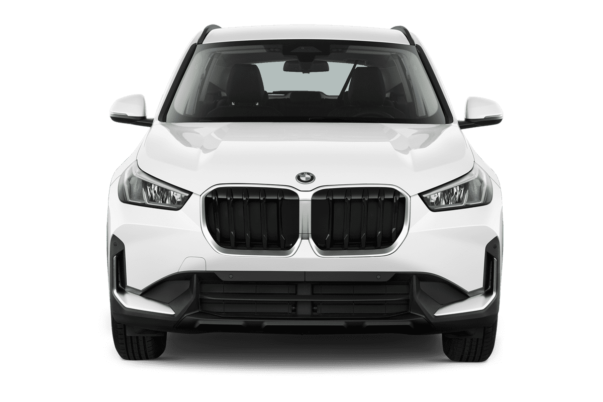 Frontansicht eines BMW X1 Plug-in-Hybrid, freigestellt