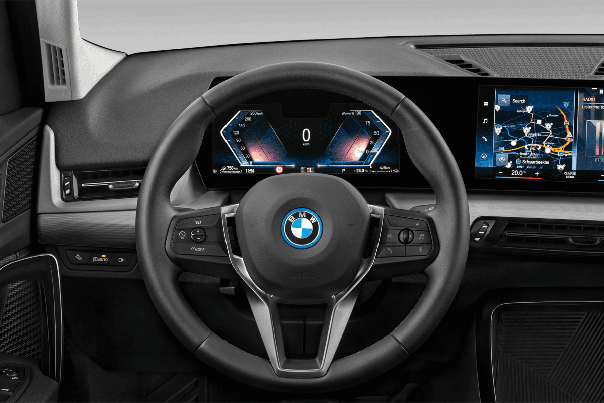 Lenkrad eines BMW X1 Plug-in-Hybrid