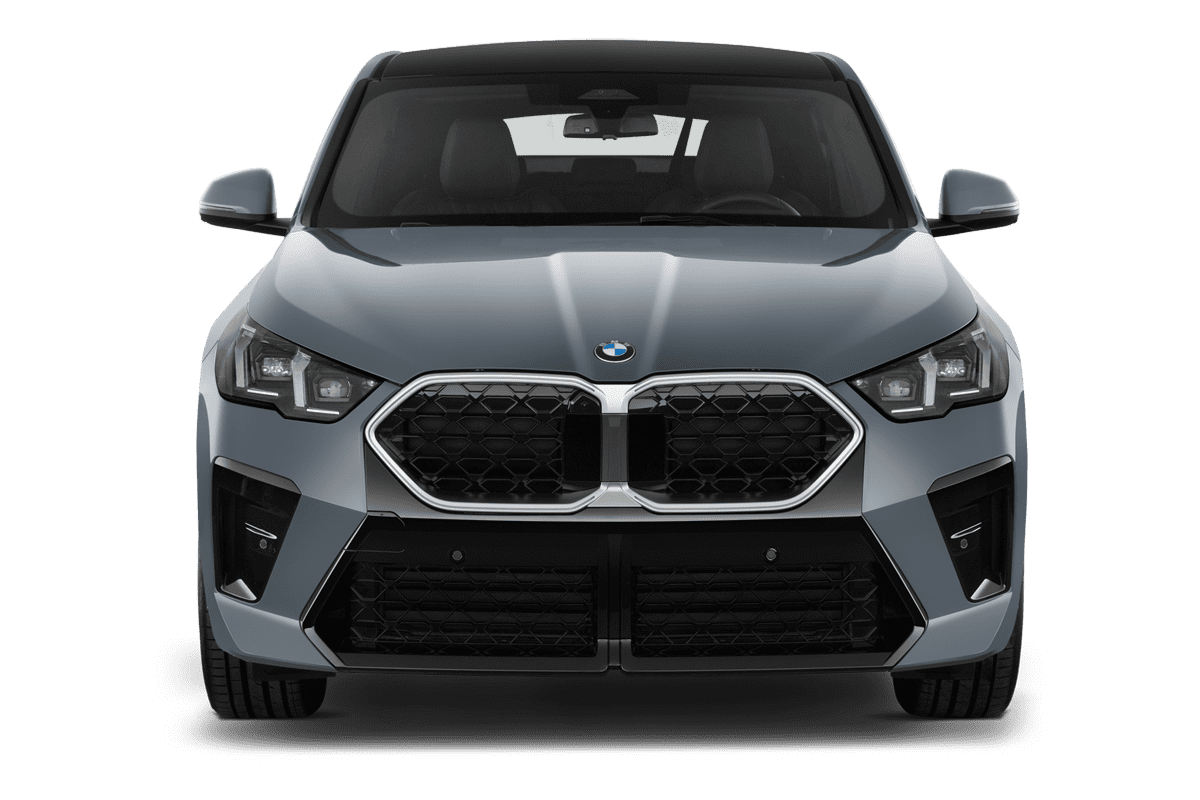 Frontansicht eines BMW X2 , freigestellt