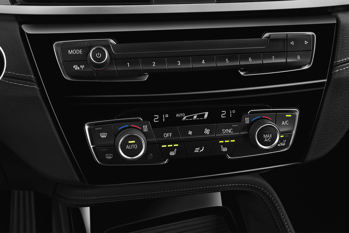 Klimasteuerung eines BMW X2 Plug-in-Hybrid