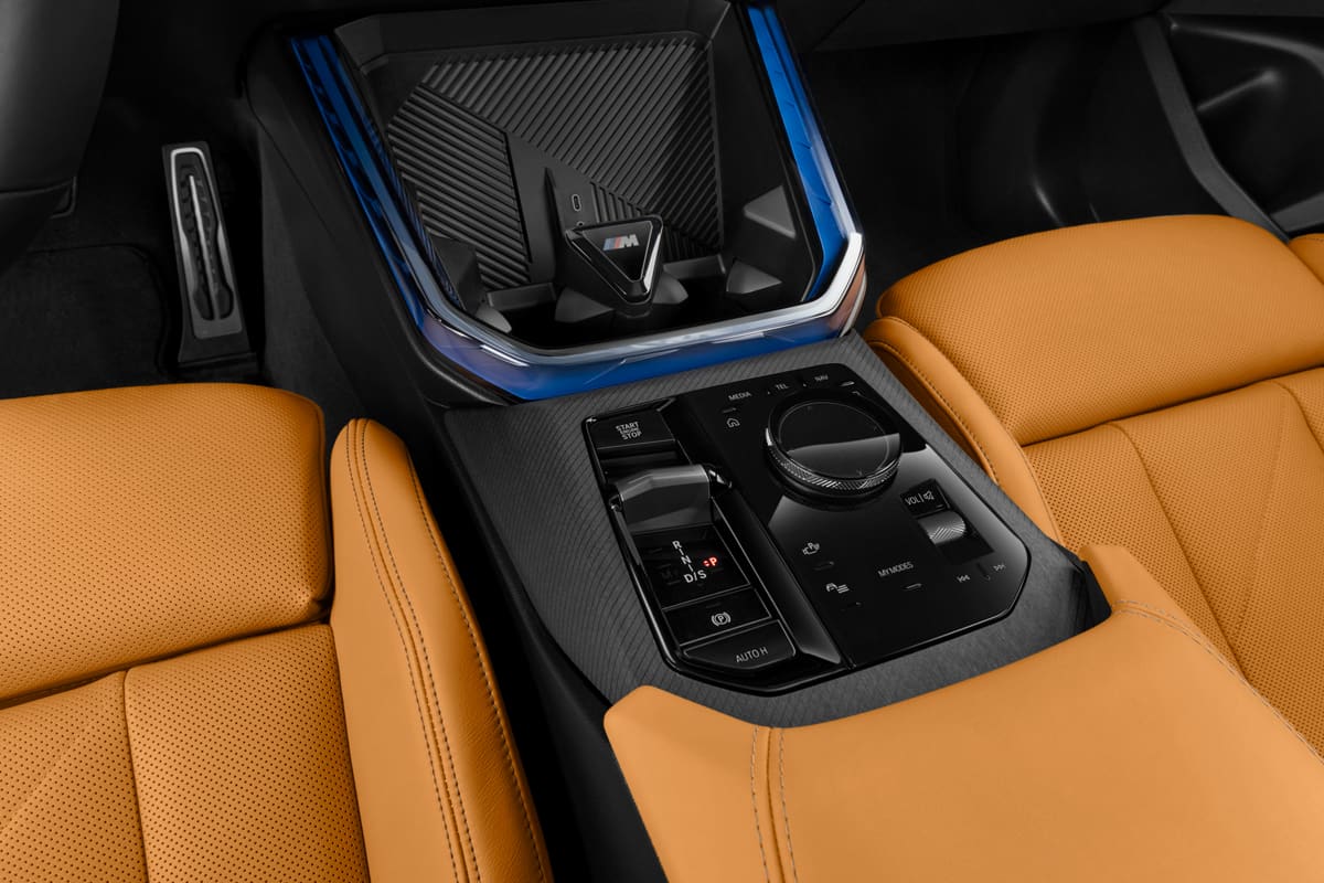 Schaltknüppel eines BMW X3 Plug-in-Hybrid