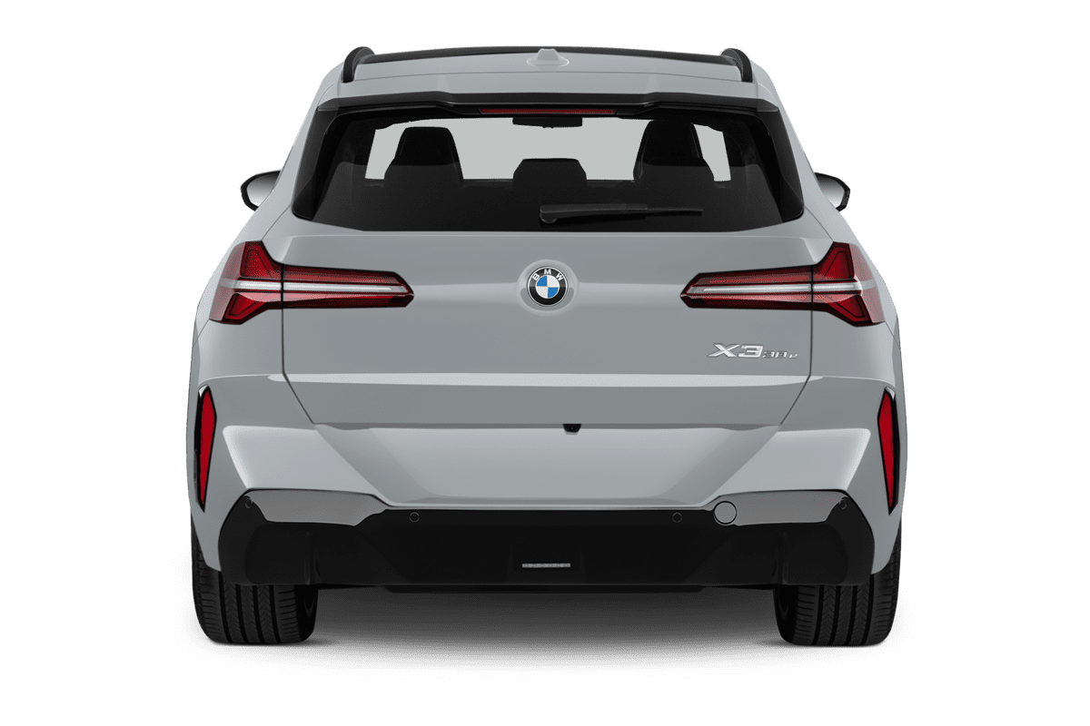 Heckansicht eines BMW X3 Plug-in-Hybrid