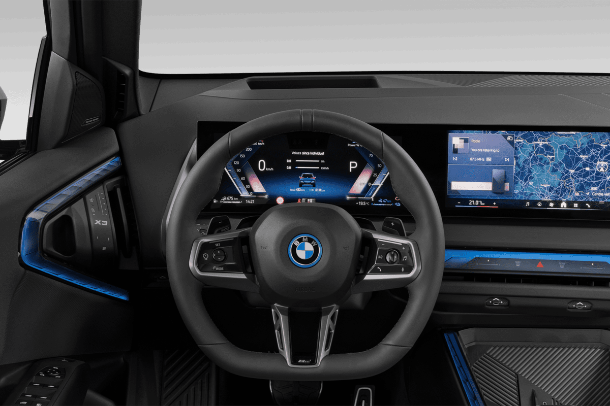 Lenkrad eines BMW X3 Plug-in-Hybrid