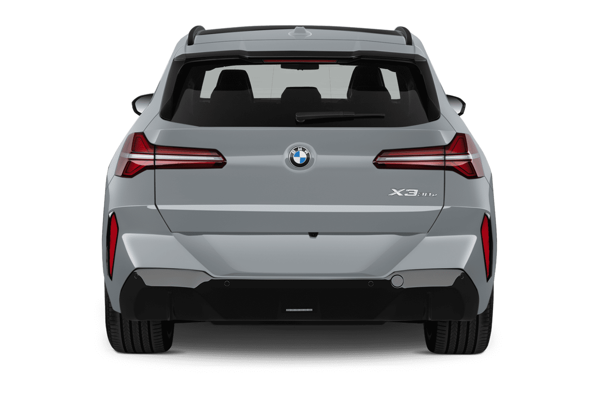 Heckansicht eines BMW X3 Plug-in-Hybrid