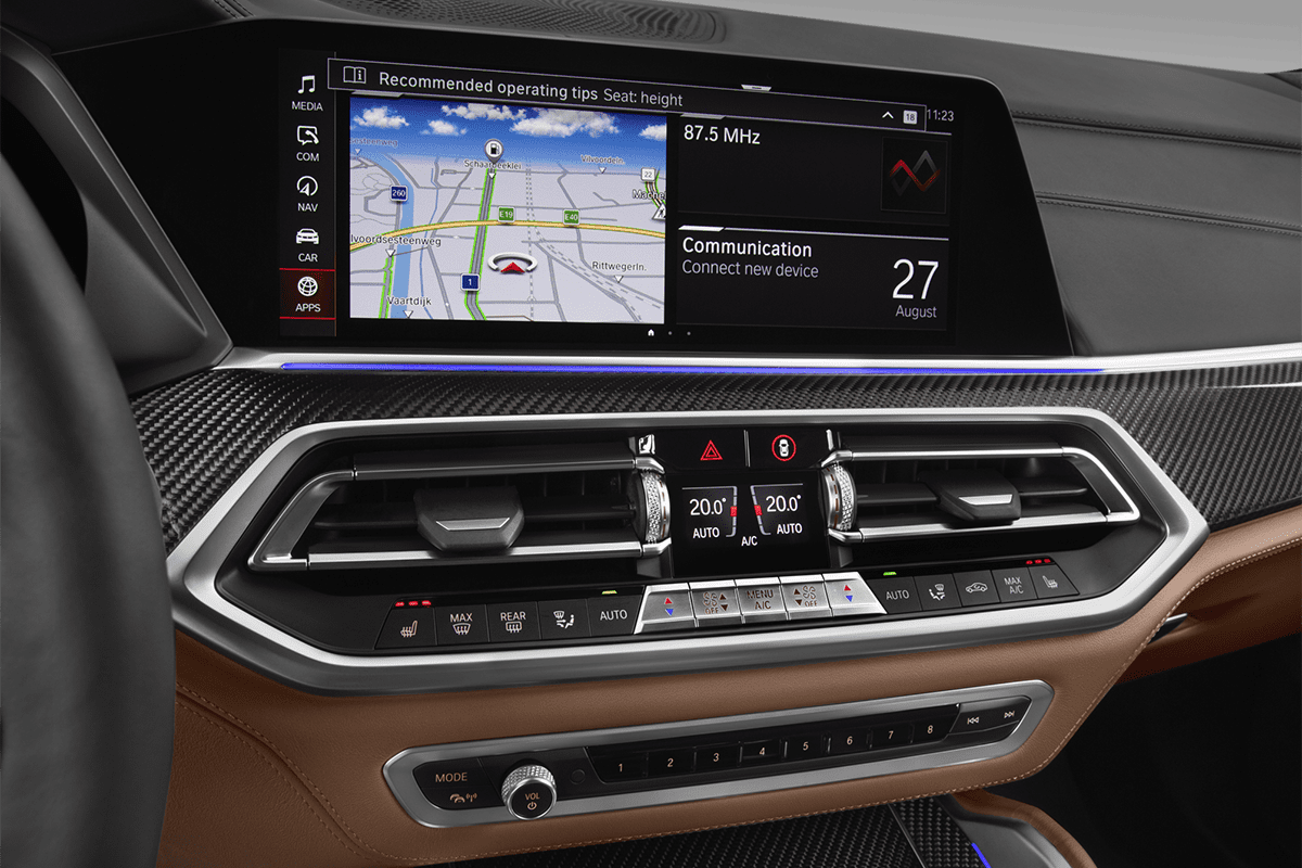 Mittelkonsole eines BMW X5 M 