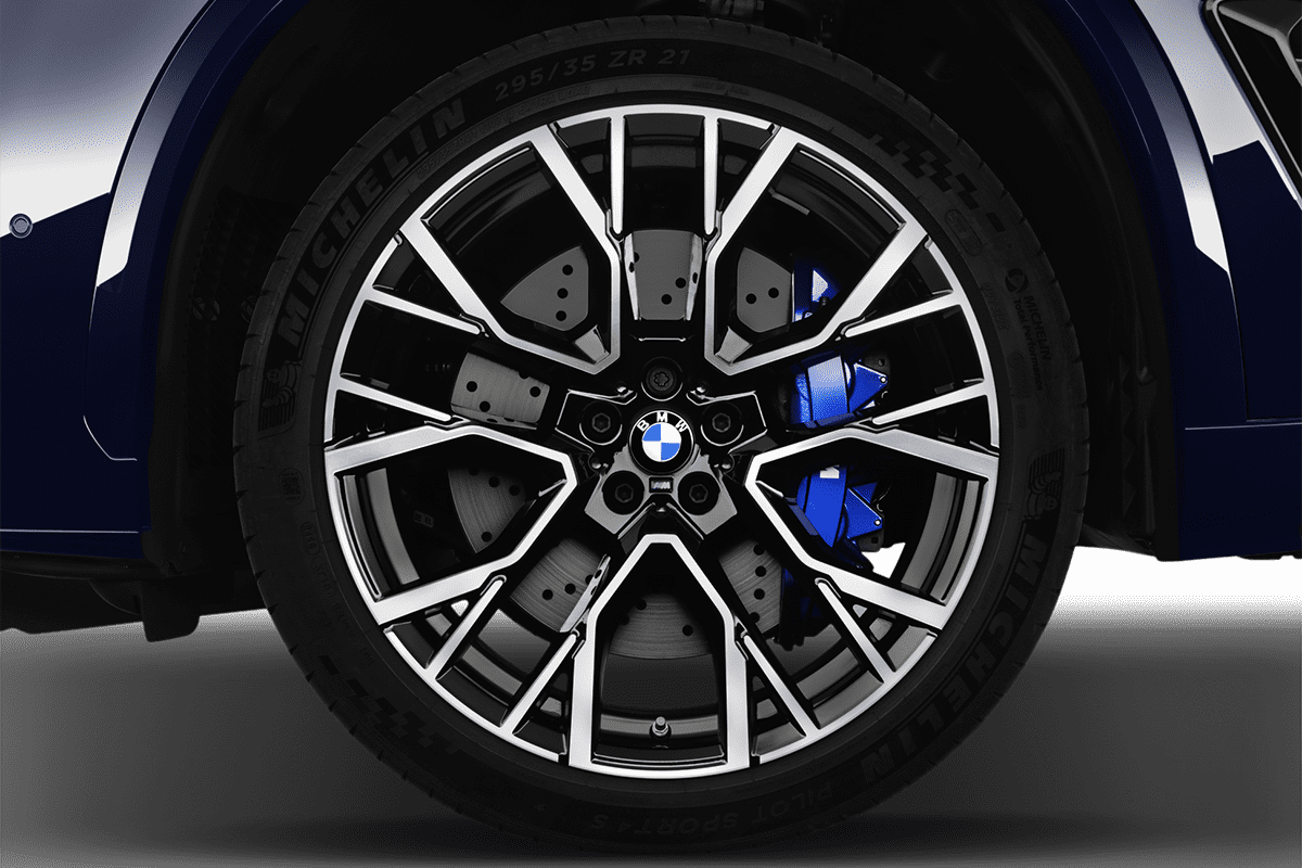 Radkappe oder Felge eines BMW X5 M 