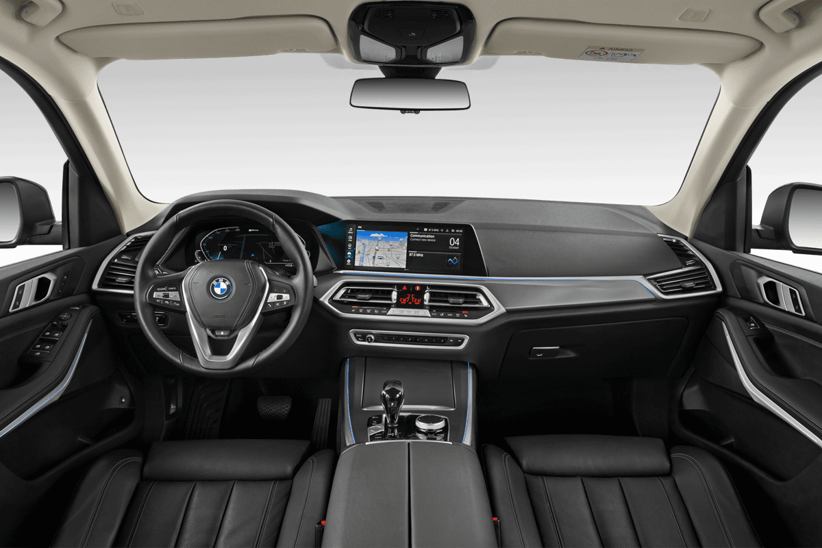 Armaturenbrett eines BMW X5 Plug-in-Hybrid