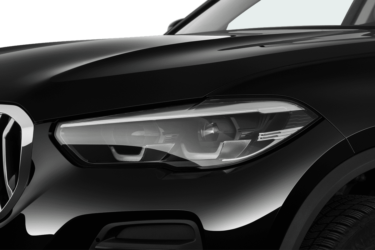 Frontscheinwerfer eines BMW X5 Plug-in-Hybrid