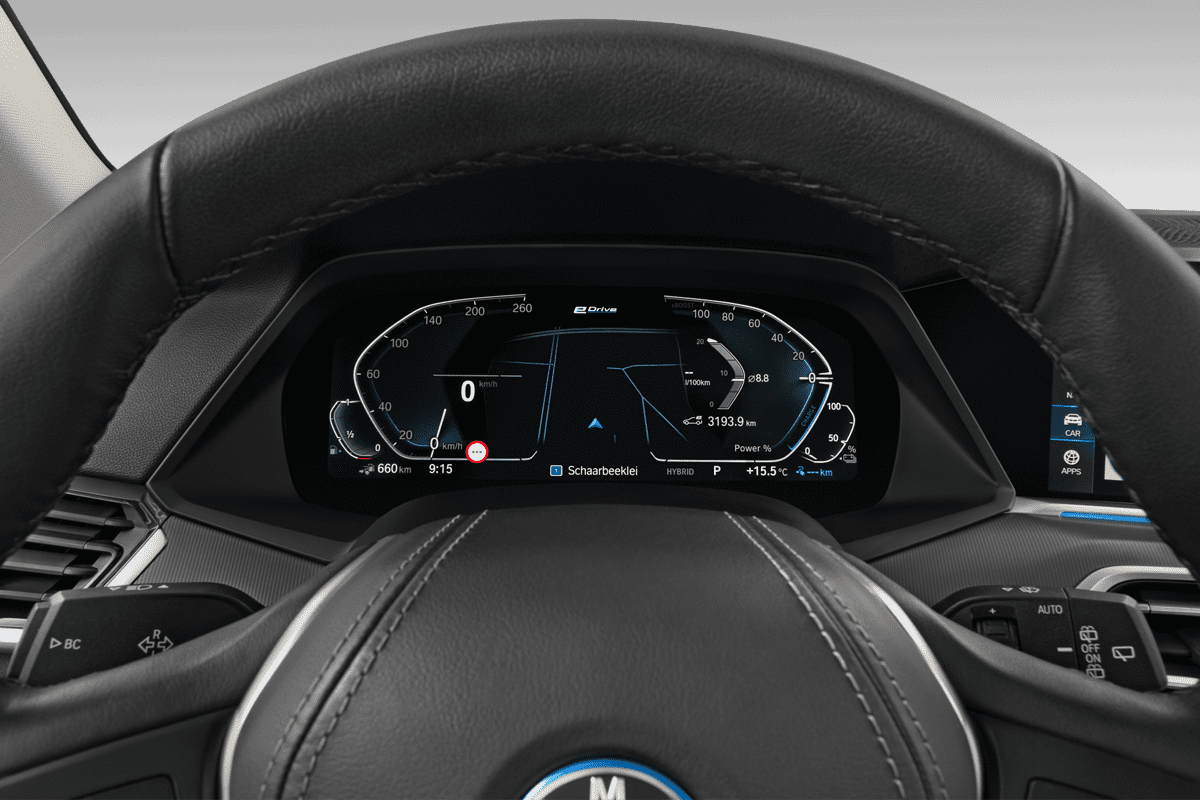 Kombiinstrument eines BMW X5 Plug-in-Hybrid