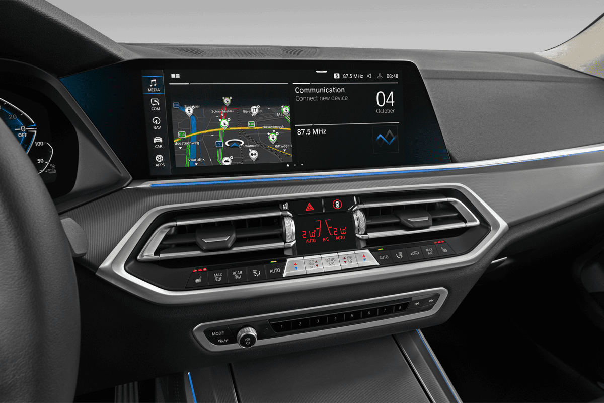 Mittelkonsole eines BMW X5 Plug-in-Hybrid