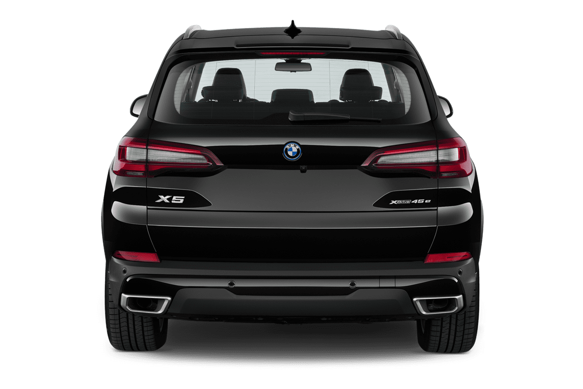 Heckansicht eines BMW X5 Plug-in-Hybrid