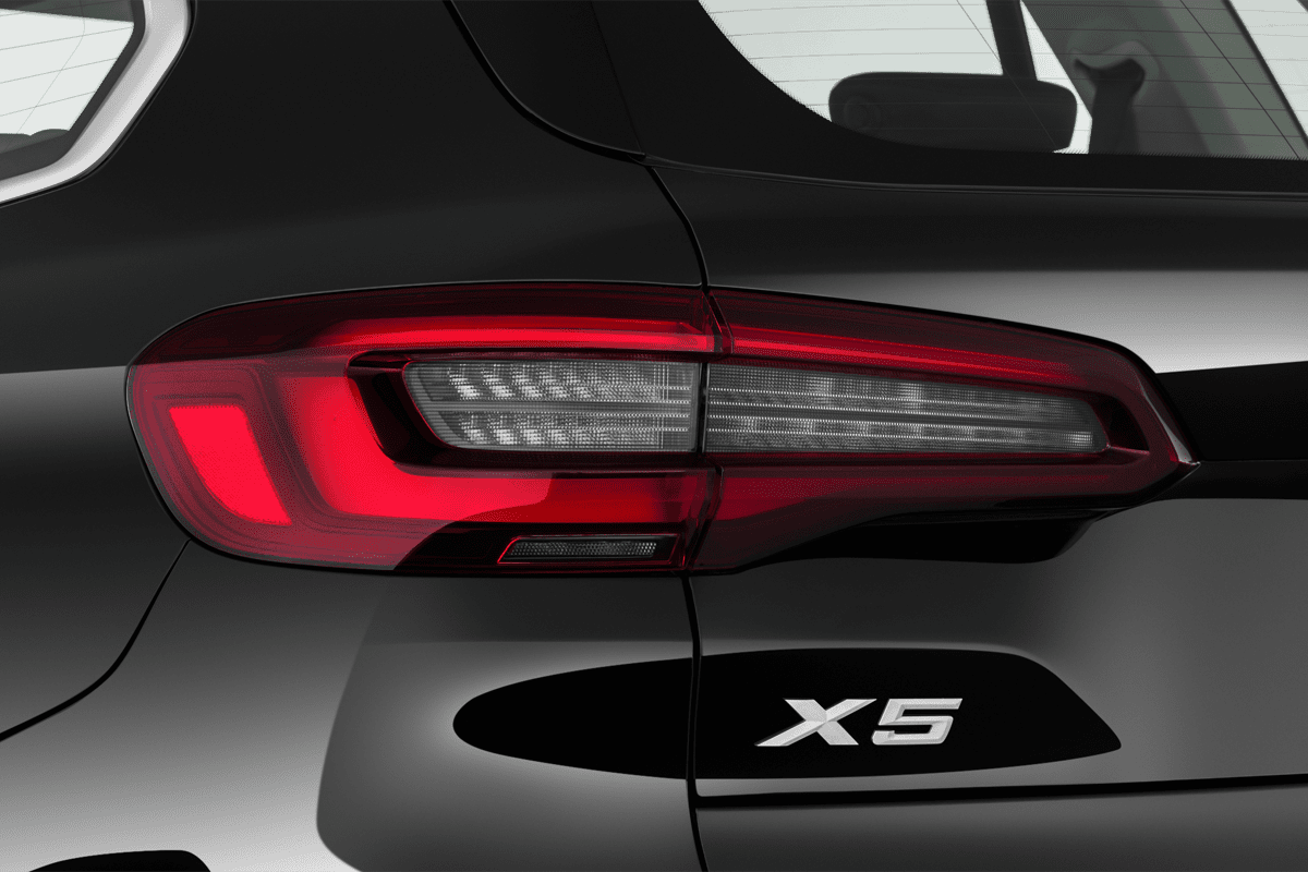 Heckleuchten eines BMW X5 Plug-in-Hybrid