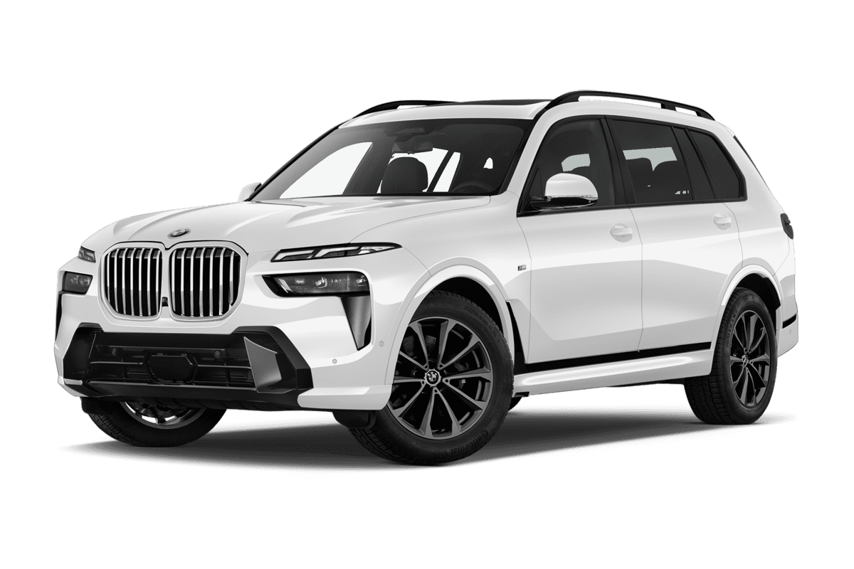 Tiefe, schräge Heckansicht eines BMW X7, freigestellt