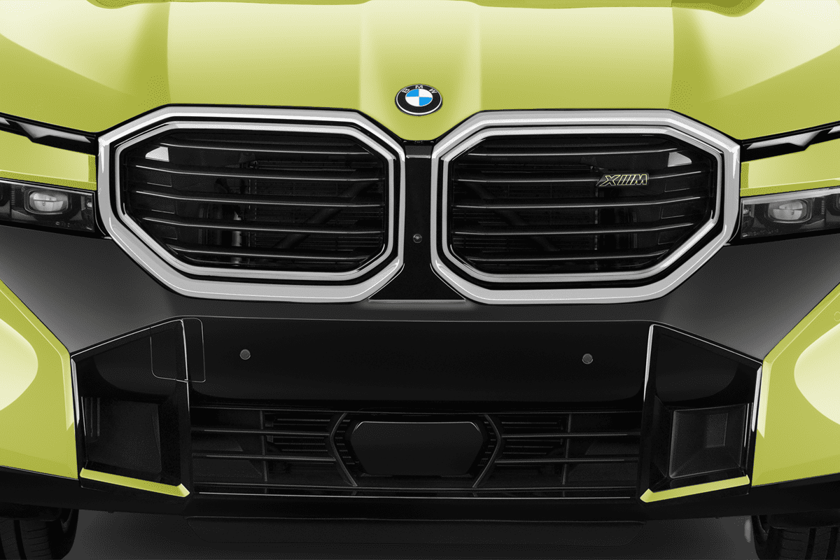 Kühlergrill eines BMW XM