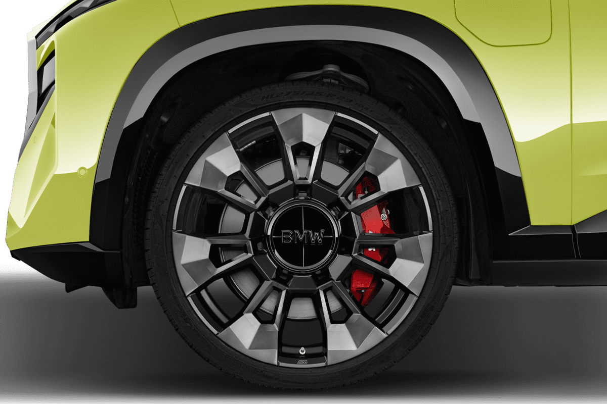 Radkappe oder Felge eines BMW XM