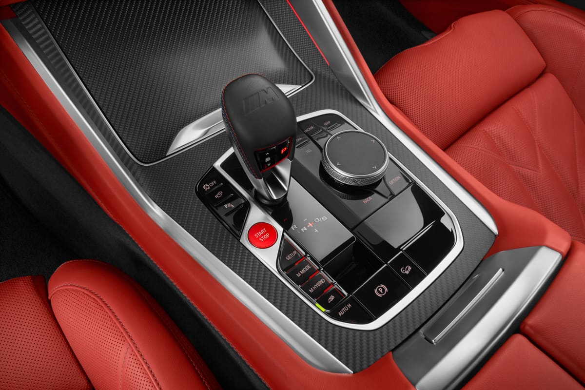 Schaltknüppel eines BMW XM