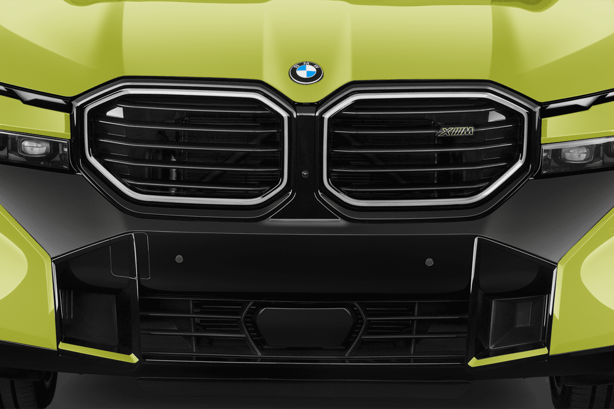 Kühlergrill eines BMW XM