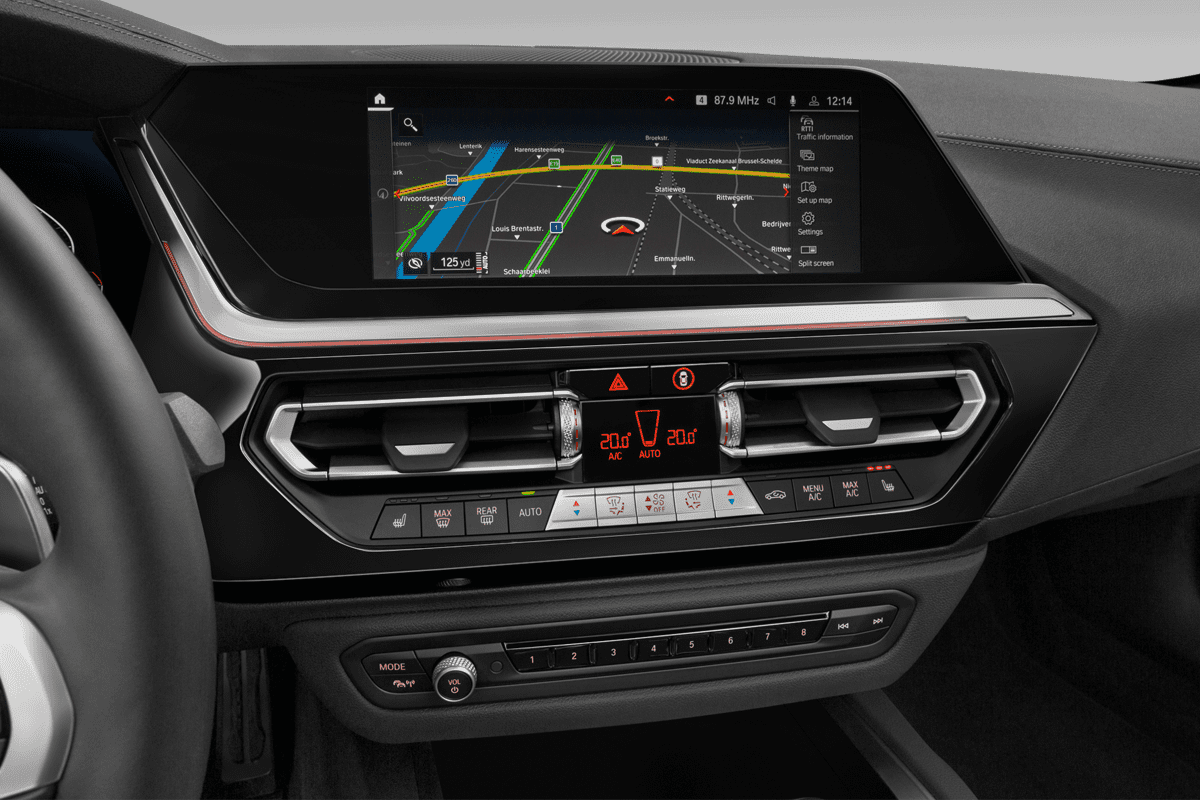 Mittelkonsole eines BMW Z4 Roadster