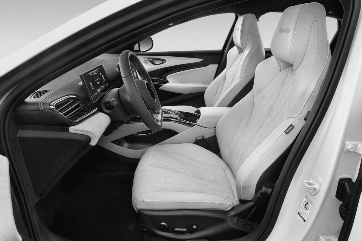 Vordersitze eines BYD Seal (neues Modell)