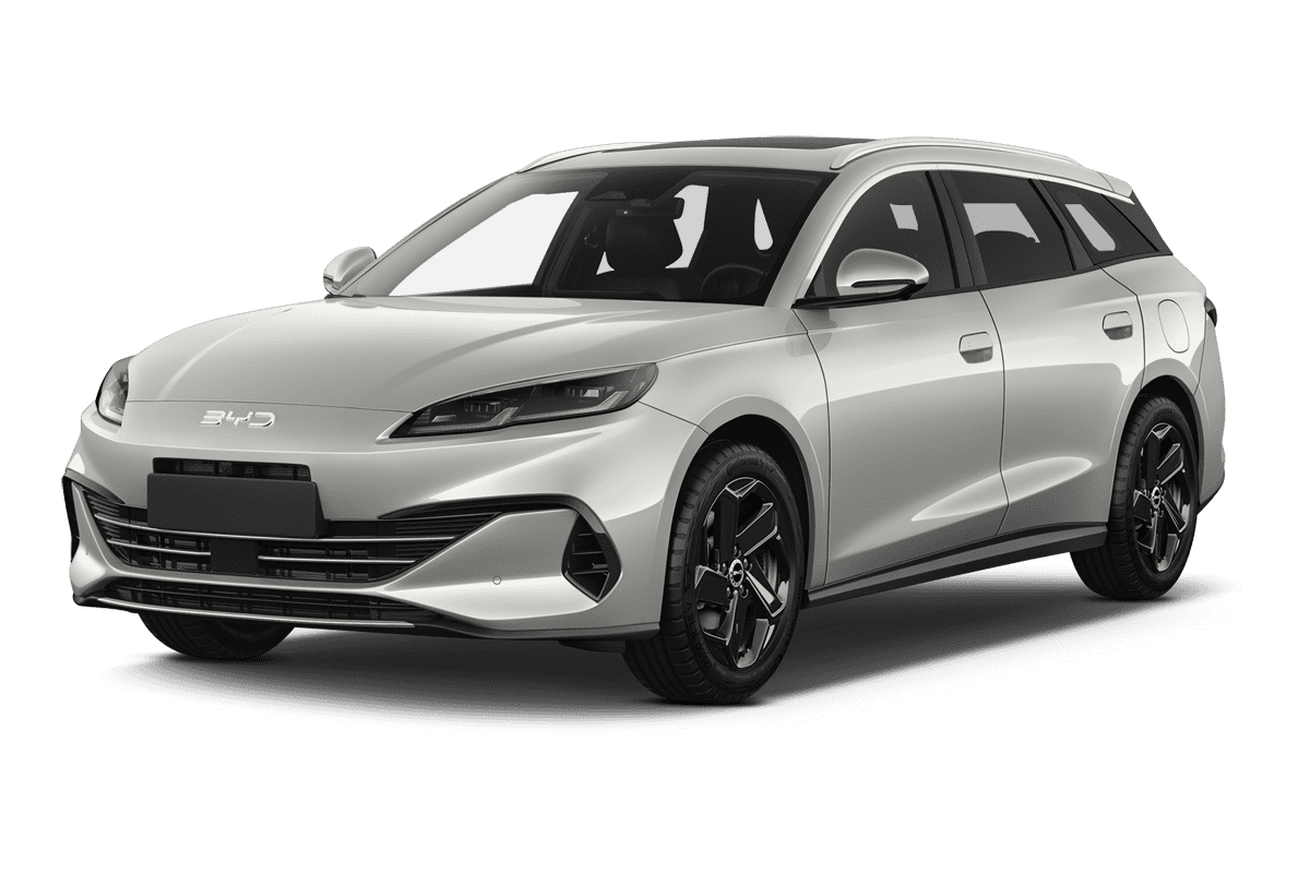 Schräge Frontansicht eines BYD Seal 6 DM-i Touring, freigestellt
