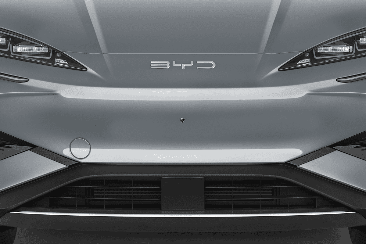 Kühlergrill eines BYD Sealion 7