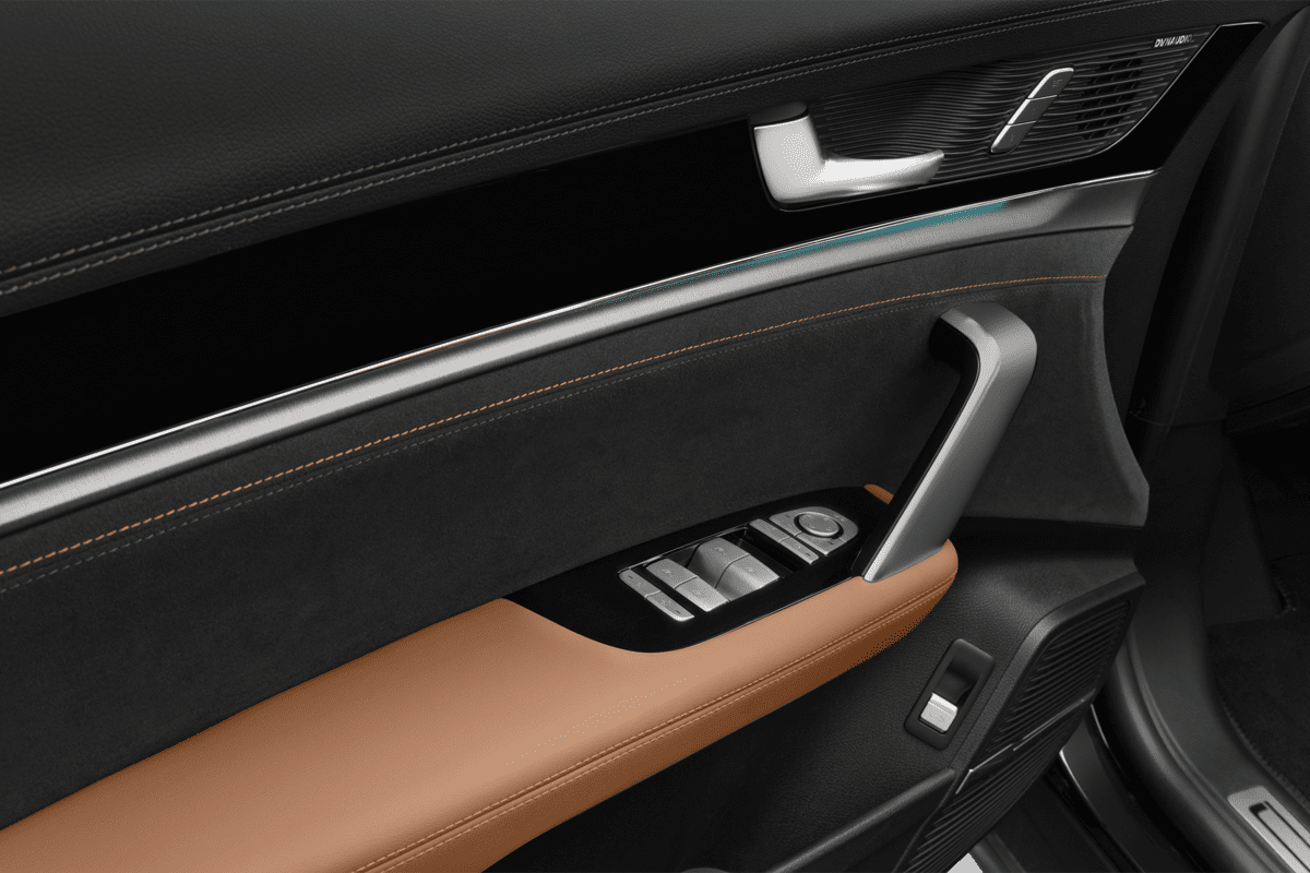 Türsteuerung eines BYD Tang