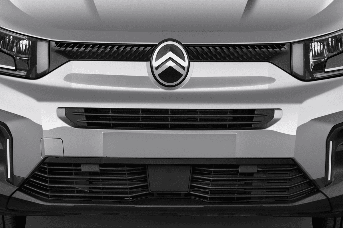 Kühlergrill eines Citroen Berlingo