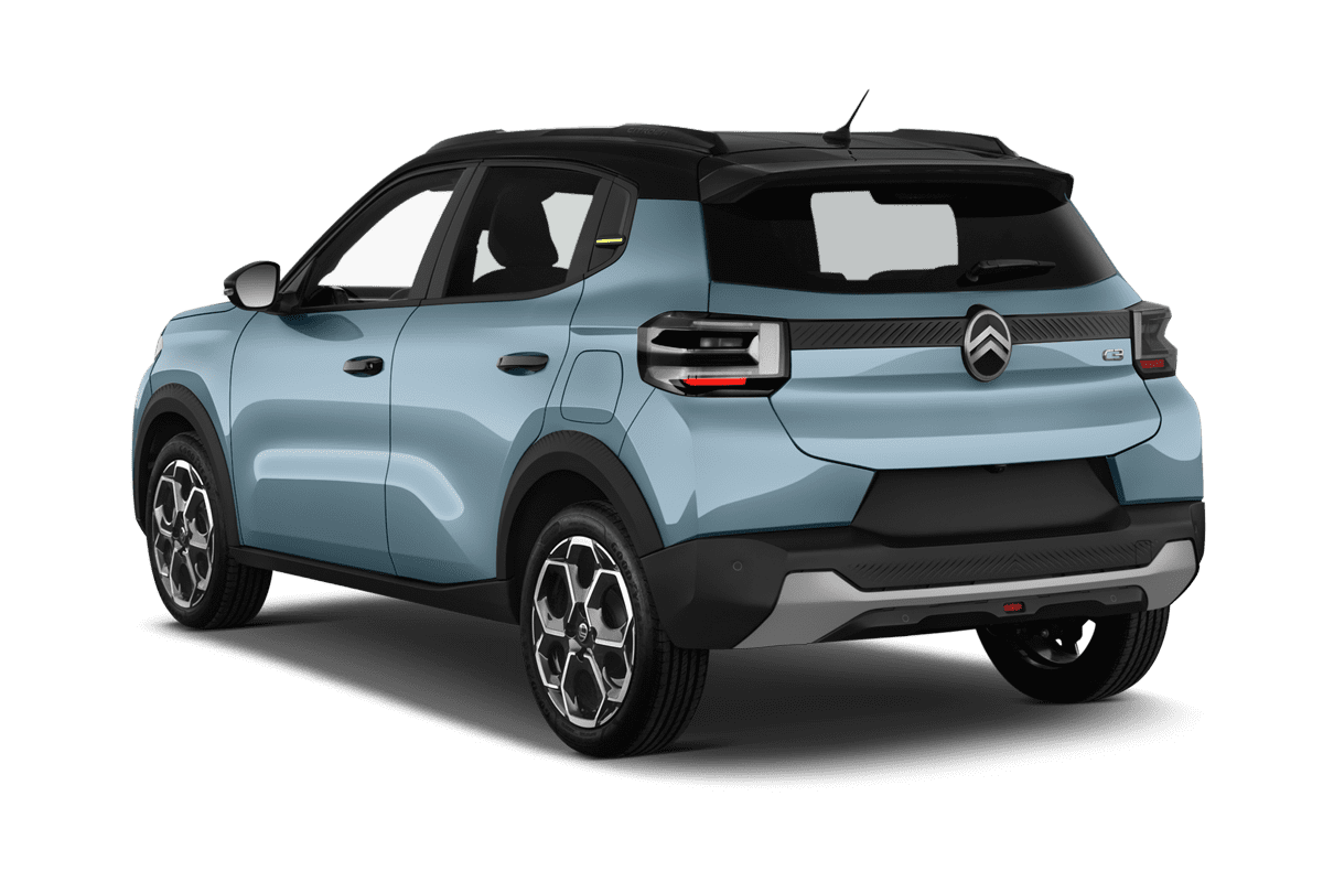 Schräge Heckansicht eines Citroen C3 , freigestellt