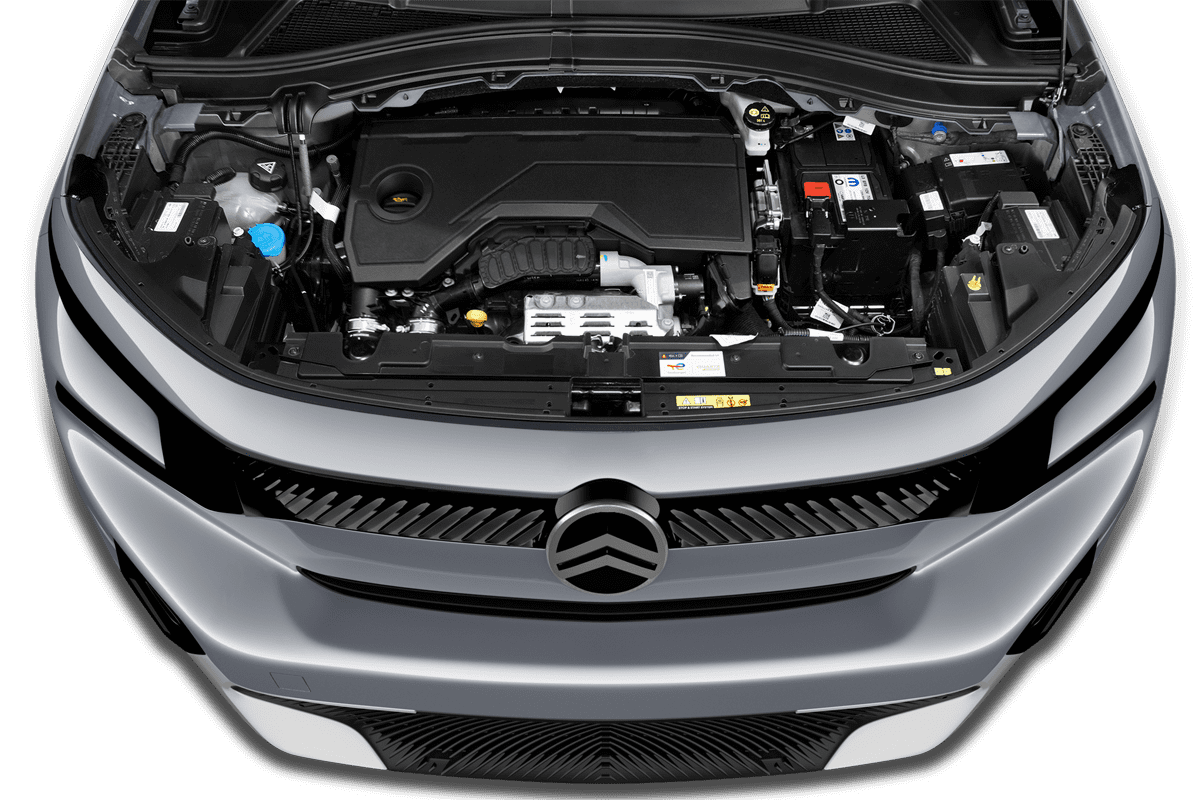 Motorraum eines Citroen C3 Aircross