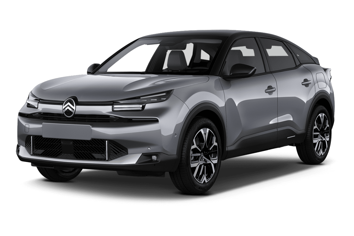 Schräge Frontansicht eines Citroen C4 , freigestellt