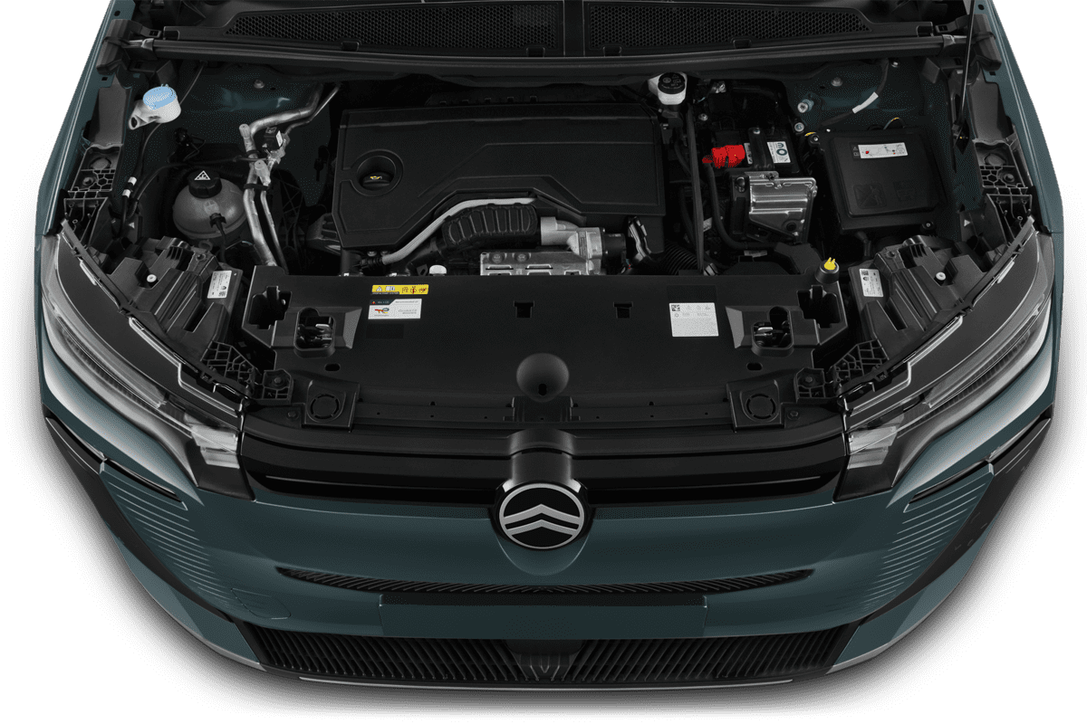 Motorraum eines Citroen C5 Aircross (neues Modell)