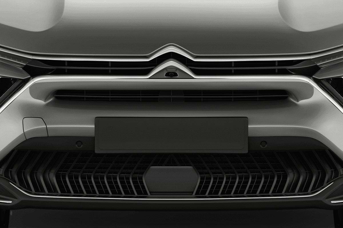 Kühlergrill eines Citroen C5 X