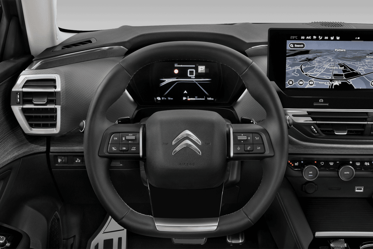 Lenkrad eines Citroen C5 X Plug-in-Hybrid