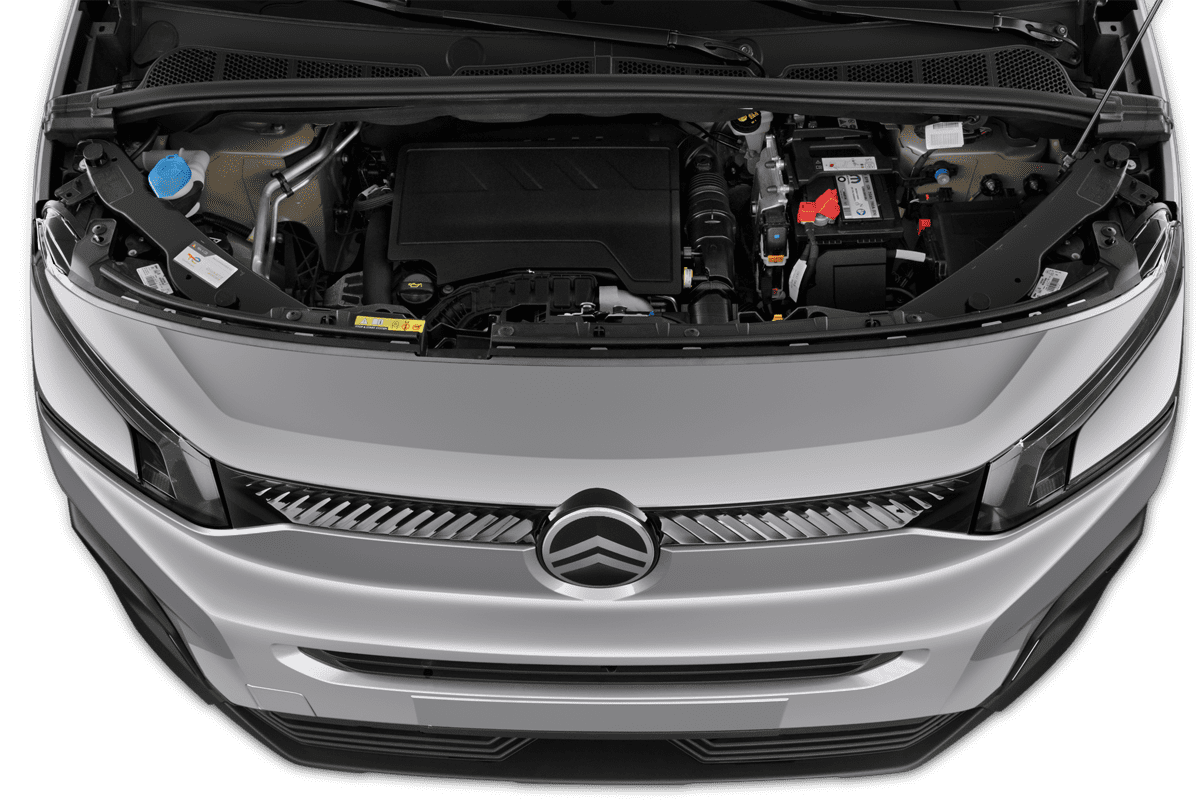 Motorraum eines Citroen e-Berlingo