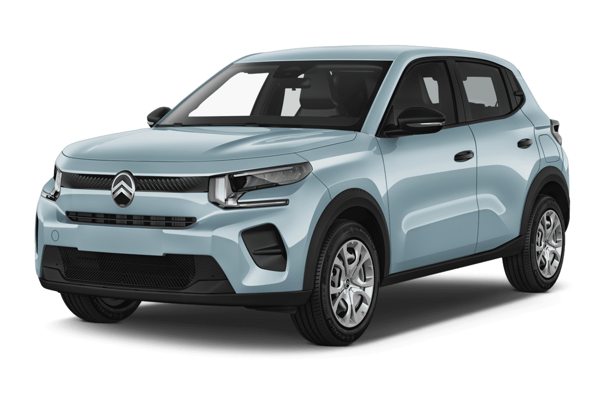 Schräge Frontansicht eines Citroën ë-C3, freigestellt