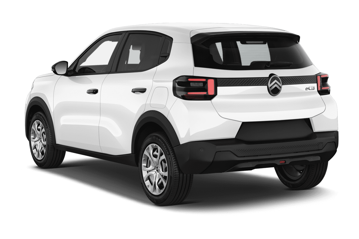 Schräge Heckansicht eines Citroen e-C3 You!, freigestellt